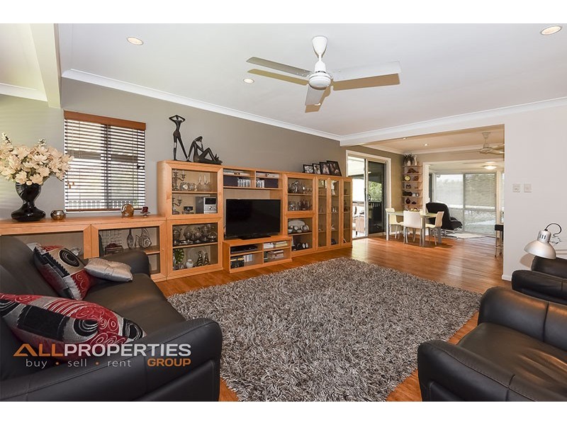 5 Scoresby Street, Mount Warren Park QLD 4207