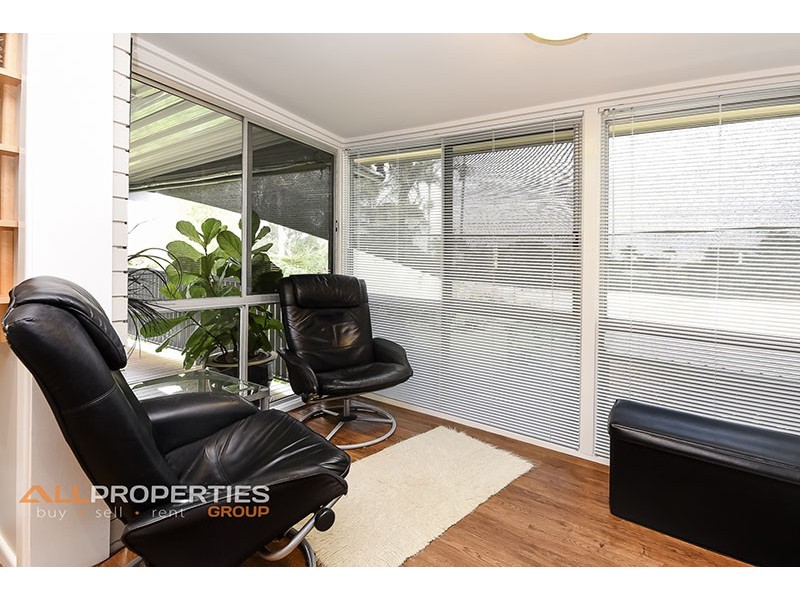 5 Scoresby Street, Mount Warren Park QLD 4207