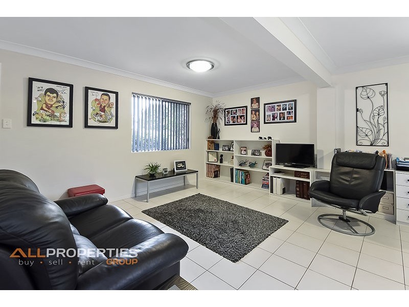 5 Scoresby Street, Mount Warren Park QLD 4207