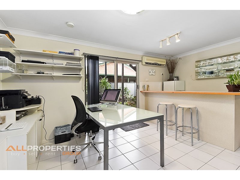 5 Scoresby Street, Mount Warren Park QLD 4207