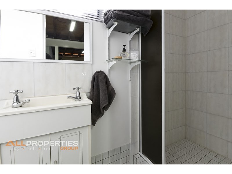 5 Scoresby Street, Mount Warren Park QLD 4207