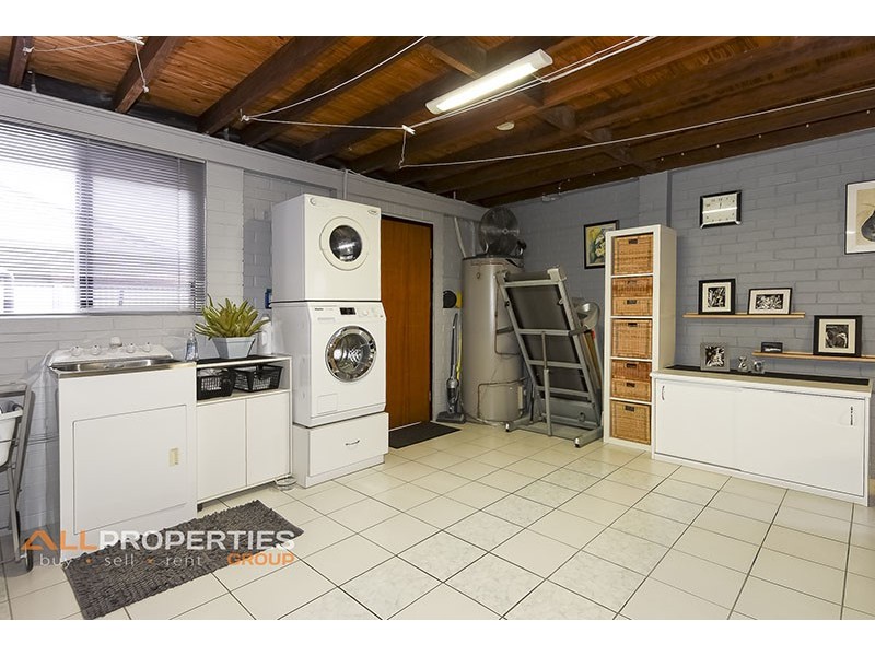 5 Scoresby Street, Mount Warren Park QLD 4207