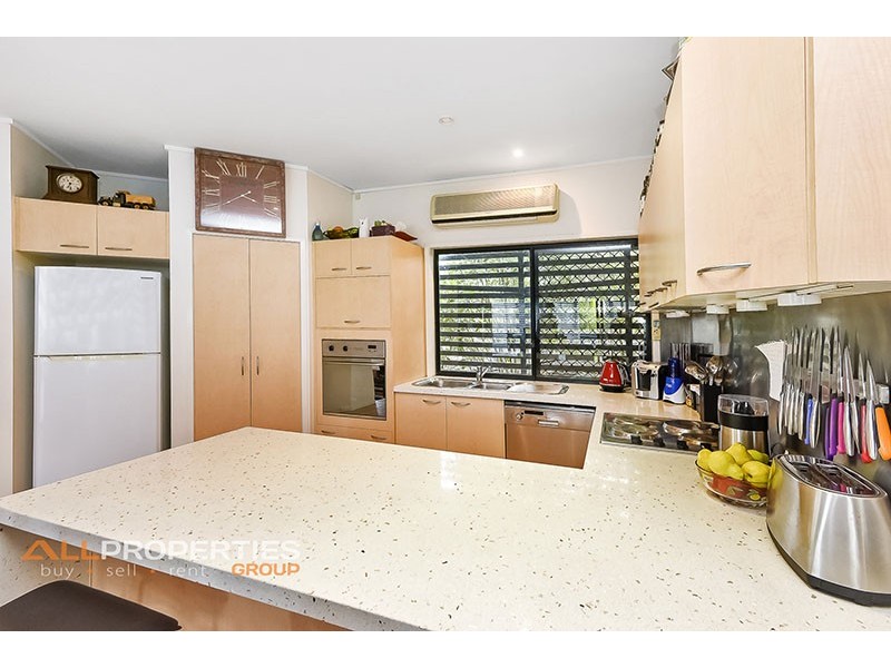 40 Overland Drive, Edens Landing QLD 4207