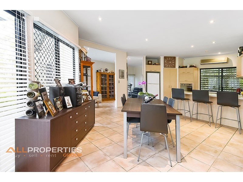 40 Overland Drive, Edens Landing QLD 4207