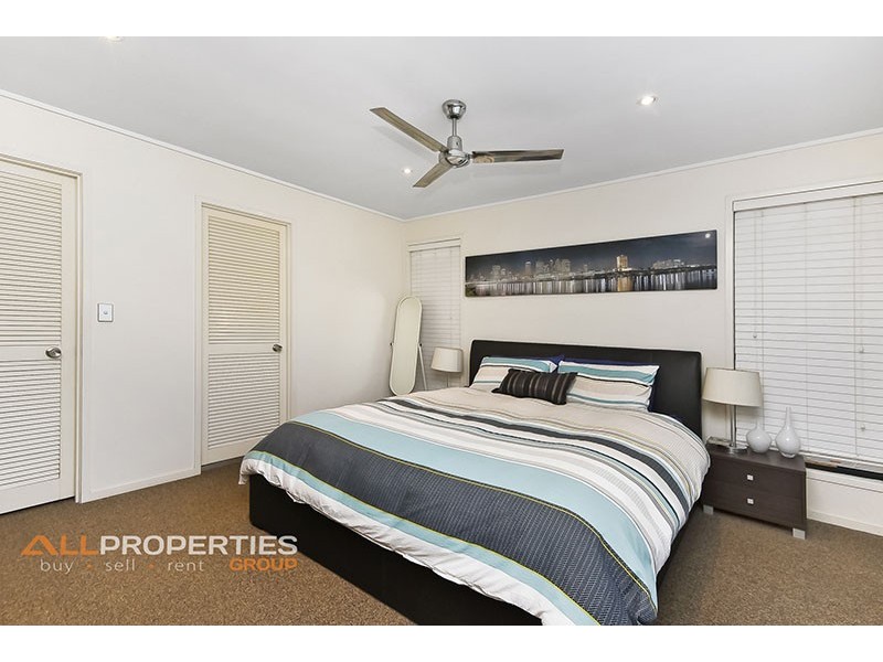 40 Overland Drive, Edens Landing QLD 4207