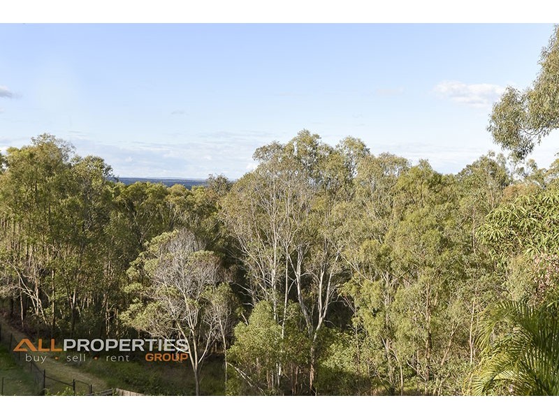40 Overland Drive, Edens Landing QLD 4207