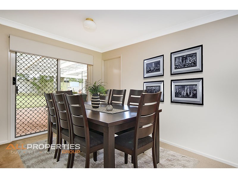 6 Matang Place, Tanah Merah QLD 4128