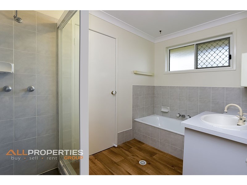 6 Matang Place, Tanah Merah QLD 4128