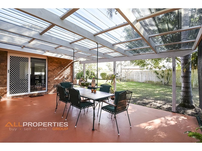 6 Matang Place, Tanah Merah QLD 4128