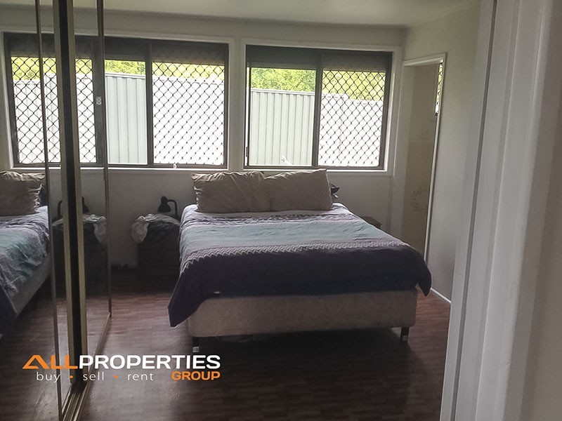 8 Richards Street, Loganlea QLD 4131