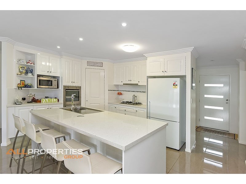 27 Torrens Street, Waterford West QLD 4133