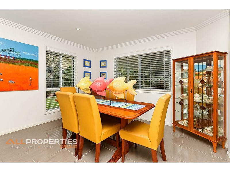 27 Torrens Street, Waterford West QLD 4133