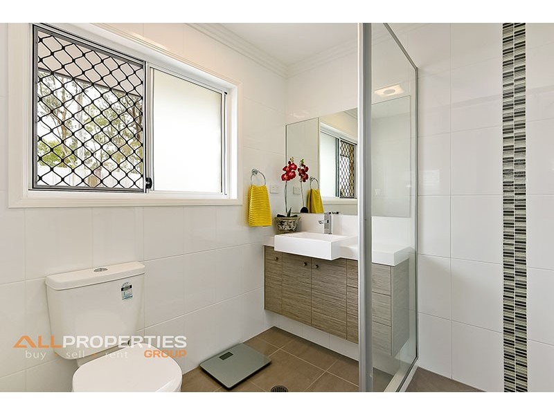 27 Torrens Street, Waterford West QLD 4133