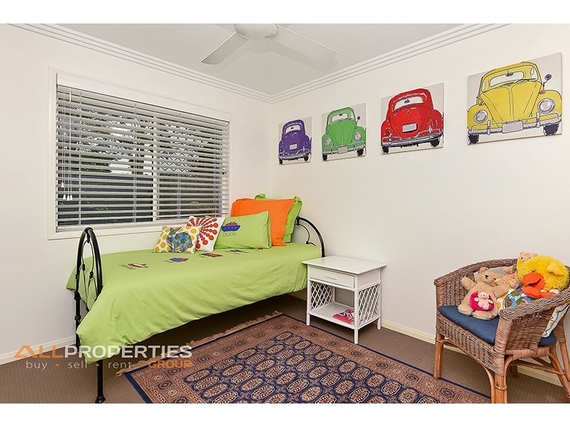 27 Torrens Street, Waterford West QLD 4133