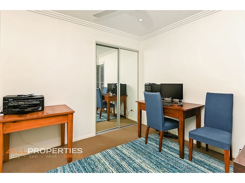 27 Torrens Street, Waterford West QLD 4133