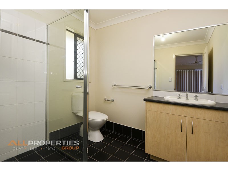 273 Herses Road, Eagleby QLD 4207