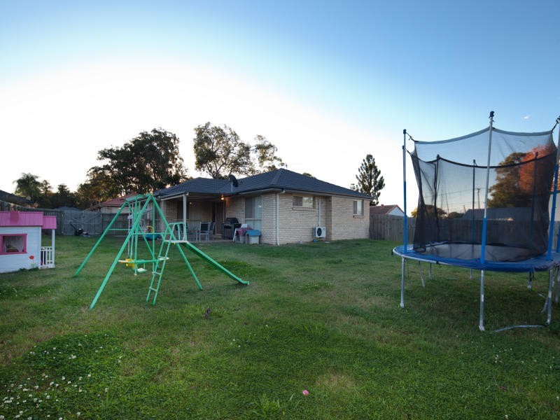 42 Pinelands Street, Loganlea QLD 4131