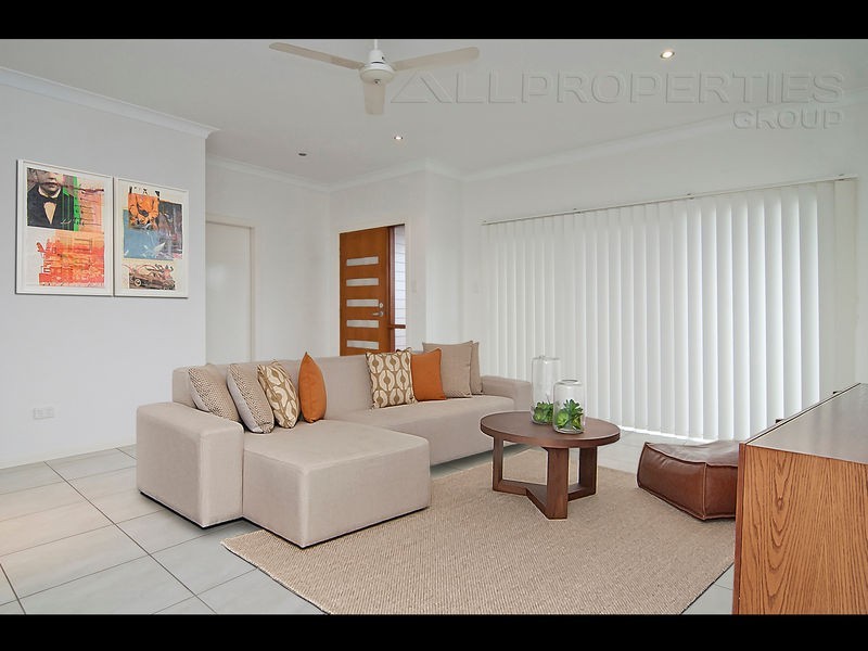 69 Sunningdale Drive, Redland Bay QLD 4165