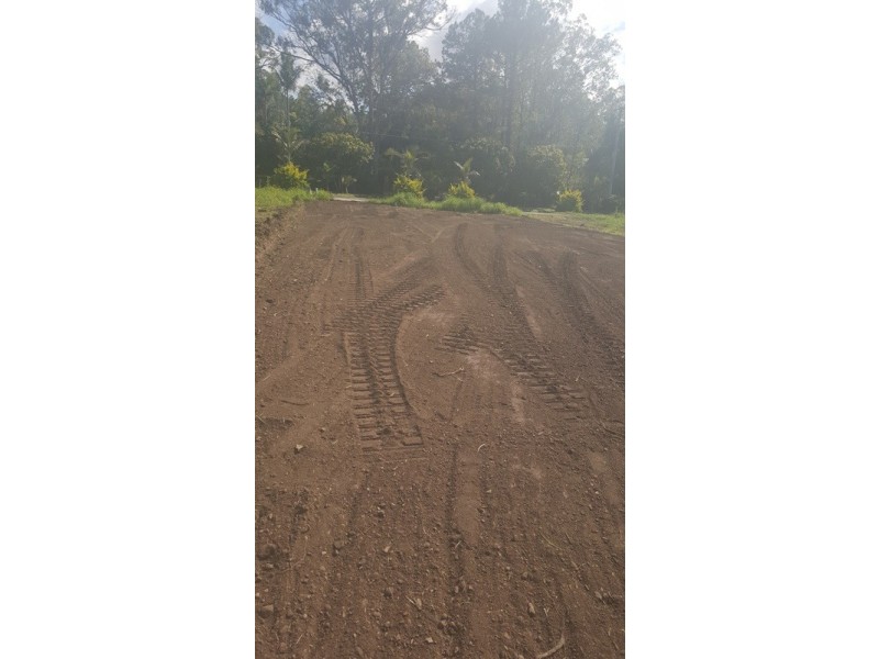 9D Spruce Street, Loganlea QLD 4131