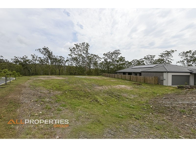 56 Burnett Drive, Holmview QLD 4207