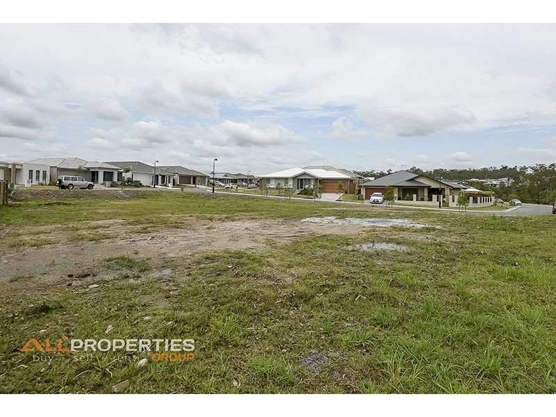 56 Burnett Drive, Holmview QLD 4207