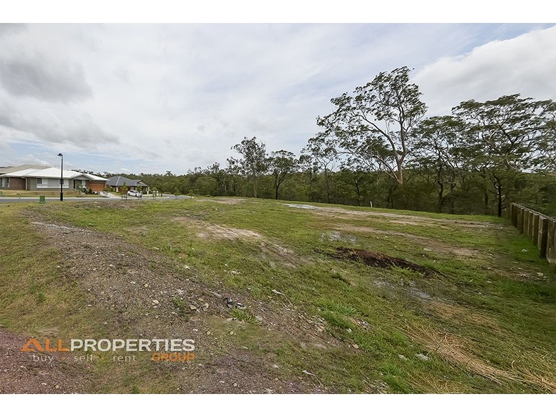 56 Burnett Drive, Holmview QLD 4207