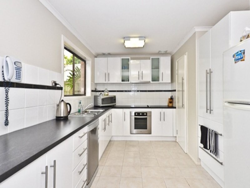8 Maltaroo Court, Shailer Park QLD 4128