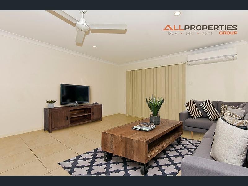 1/15 Tranquillity Circle, Brassall QLD 4305