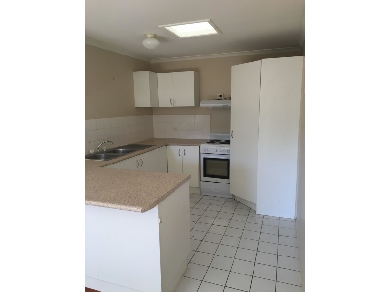 5. Lyrebird Street, Loganlea QLD 4131