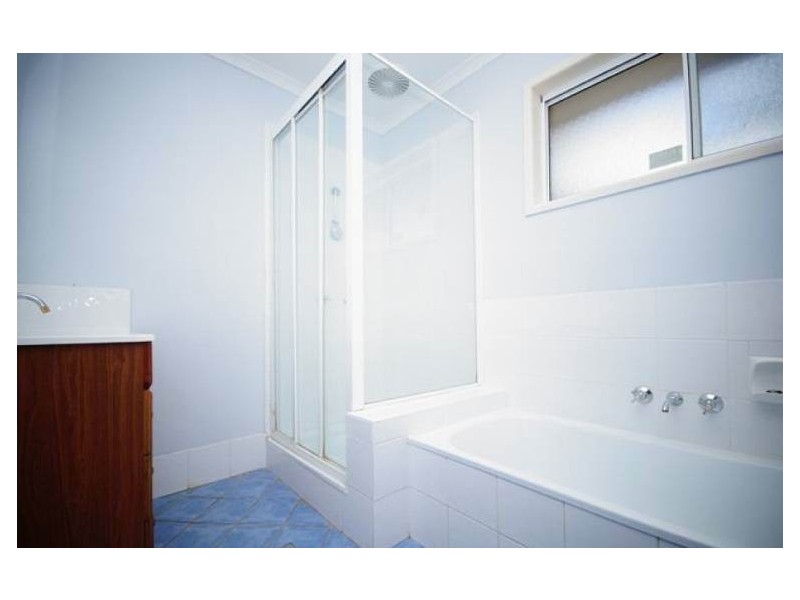 54 Pinelands Street, Loganlea QLD 4131