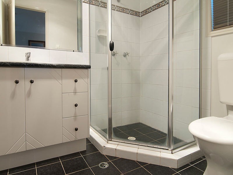 3 Moffatt Place, Edens Landing QLD 4207