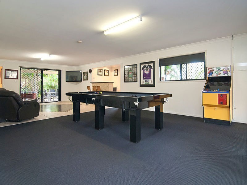 3 Moffatt Place, Edens Landing QLD 4207