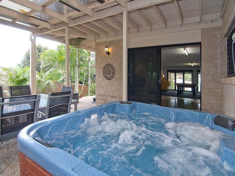 3 Moffatt Place, Edens Landing QLD 4207