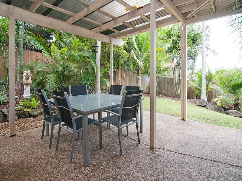 3 Moffatt Place, Edens Landing QLD 4207
