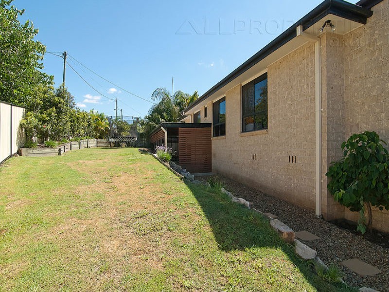 3 Moffatt Place, Edens Landing QLD 4207
