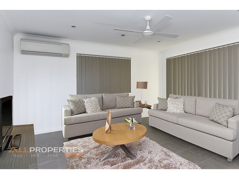 1A 41 Evergreen Avenue, Loganlea QLD 4131