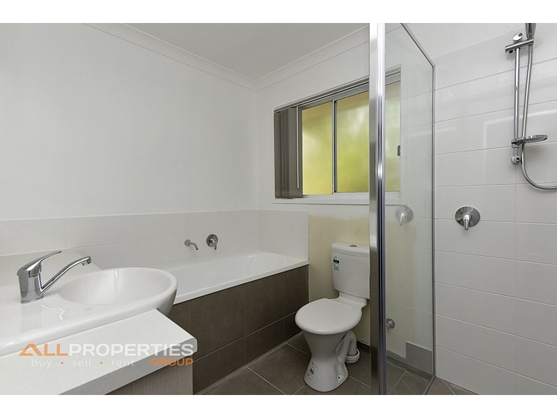 1A 41 Evergreen Avenue, Loganlea QLD 4131