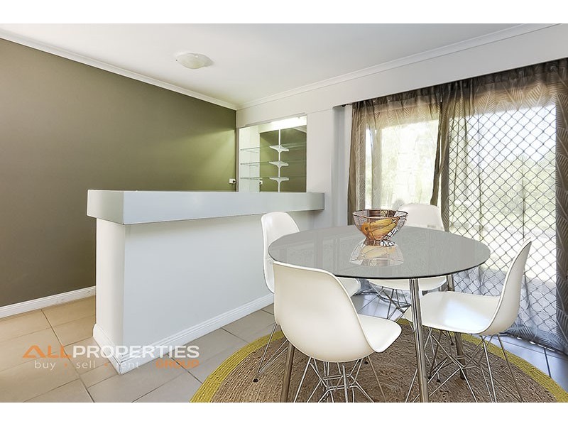 10 Leslie Parade, Slacks Creek QLD 4127