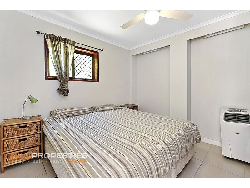 10 Leslie Parade, Slacks Creek QLD 4127