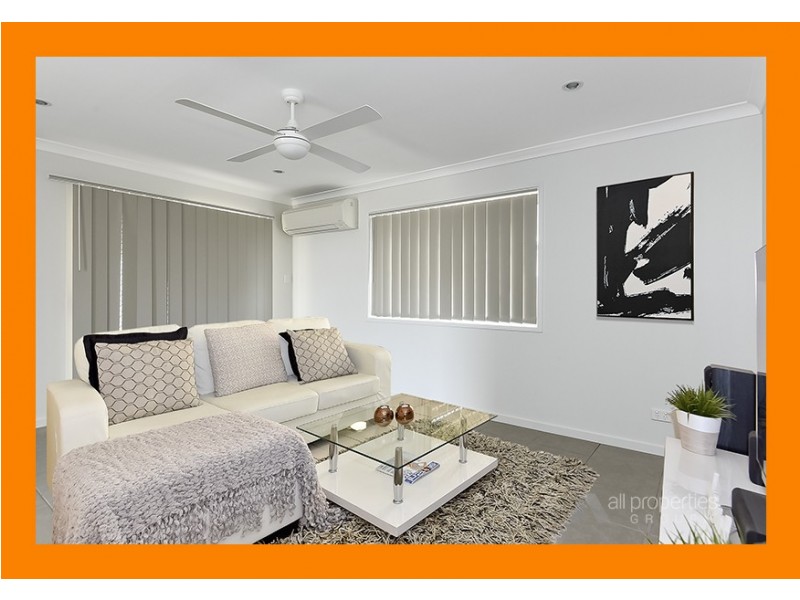 2/11 Spruce Street, Loganlea QLD 4131