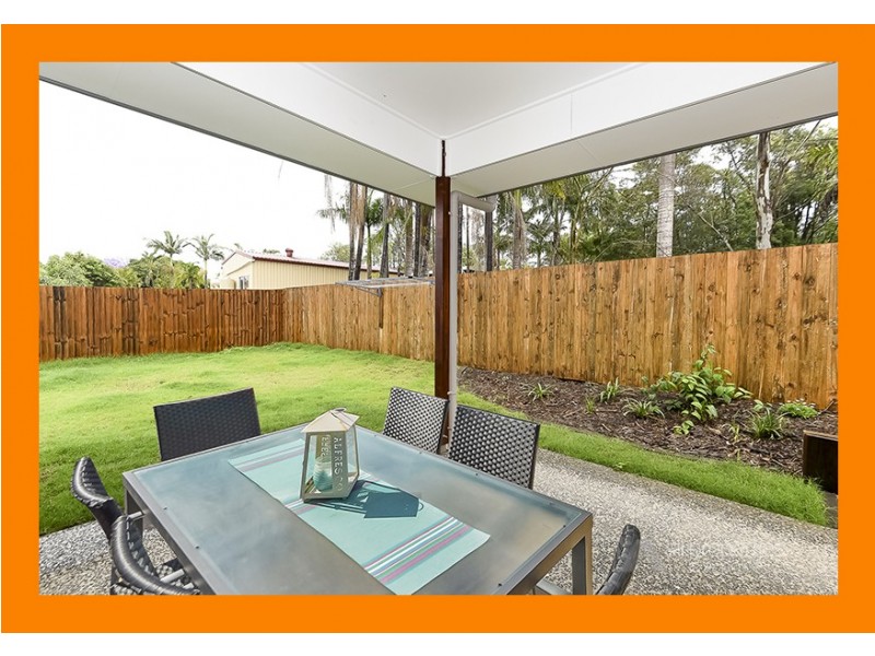 2/11 Spruce Street, Loganlea QLD 4131