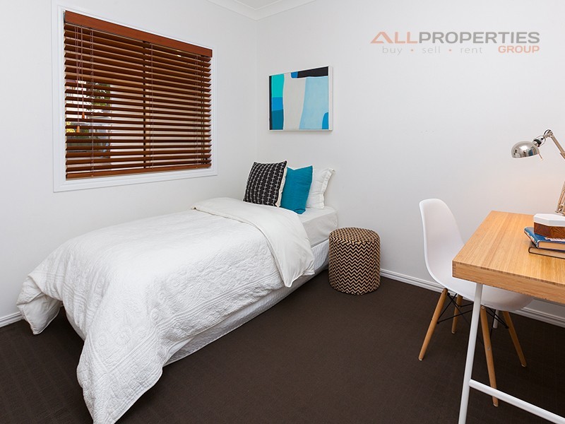 1 Jones Street, Red Hill QLD 4059