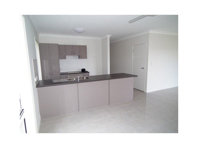 1 Azure Way, Coomera QLD 4209