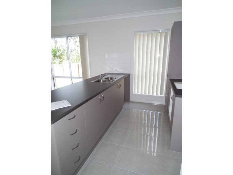 1 Azure Way, Coomera QLD 4209