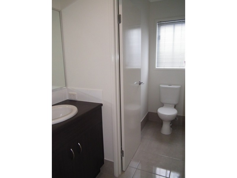 1 Azure Way, Coomera QLD 4209