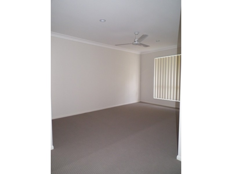 1 Azure Way, Coomera QLD 4209