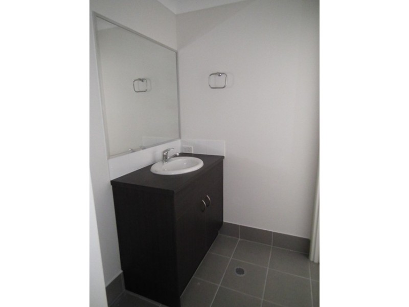 1 Azure Way, Coomera QLD 4209