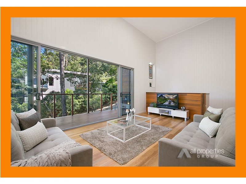 7 FOREST EDGE DR, Cornubia QLD 4130