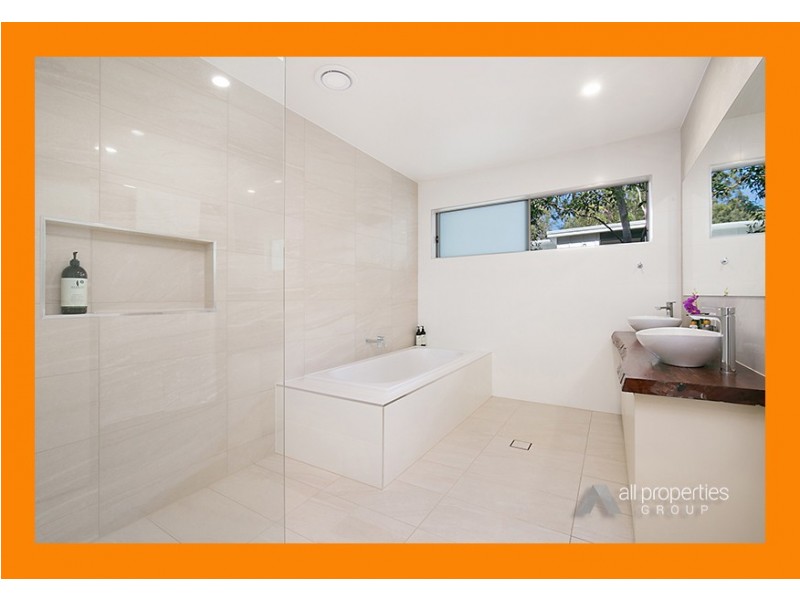 7 FOREST EDGE DR, Cornubia QLD 4130