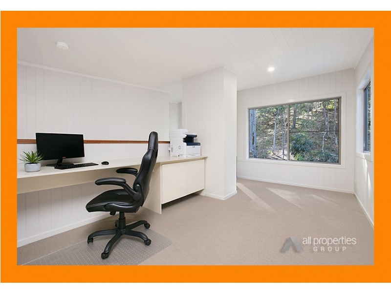 7 FOREST EDGE DR, Cornubia QLD 4130